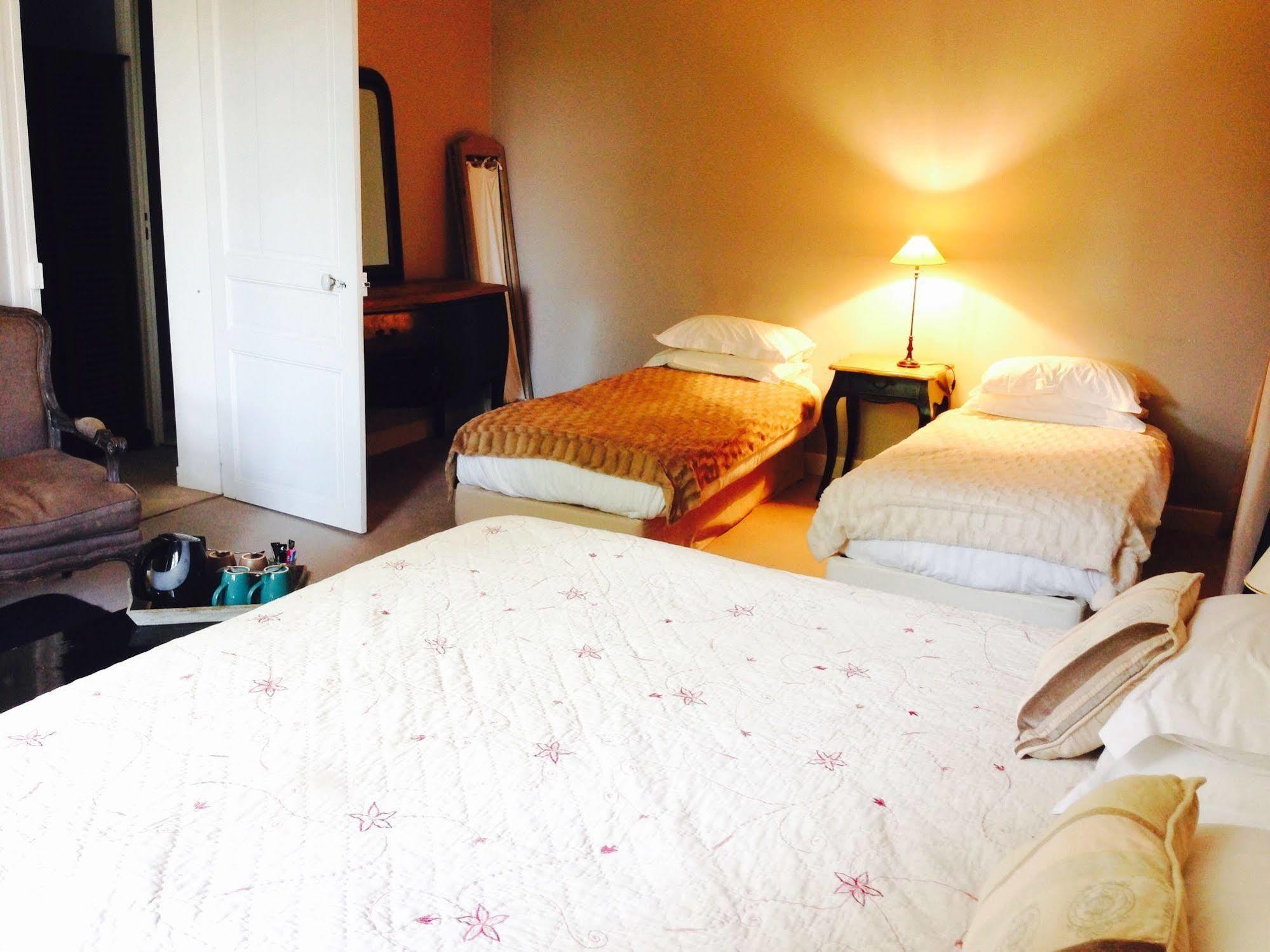 Hotel La Villa Saint-Pierre-dʼIrube Kültér fotó