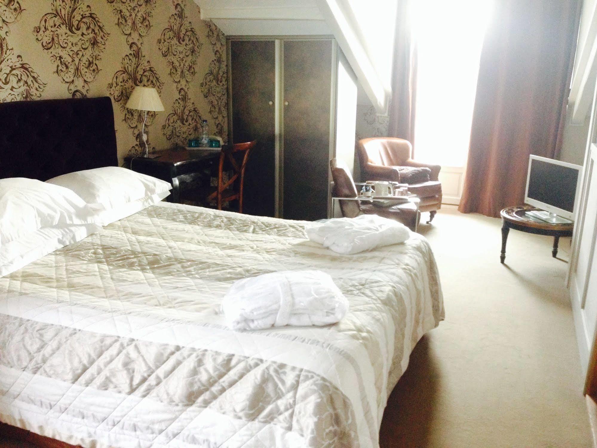 Hotel La Villa Saint-Pierre-dʼIrube Kültér fotó